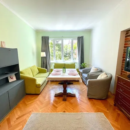 Lejlighed Bohemian Bright & Calm 2br - Center - Private Balcony *