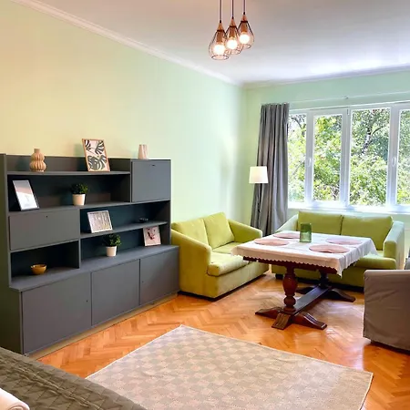 Lejlighed Bohemian Bright & Calm 2br - Center - Private Balcony