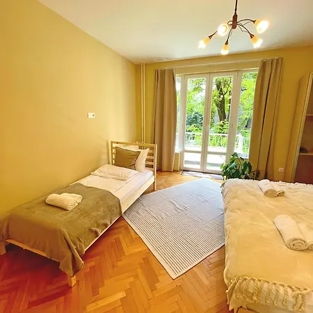 Bohemian Bright & Calm 2br - Center - Private Balcony * 소피아