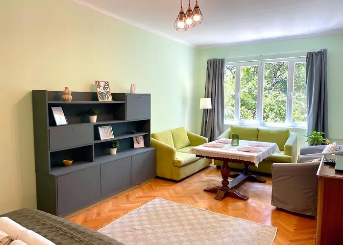 Apartment Bohemian Bright & Calm 2br - Center - Private Balcony