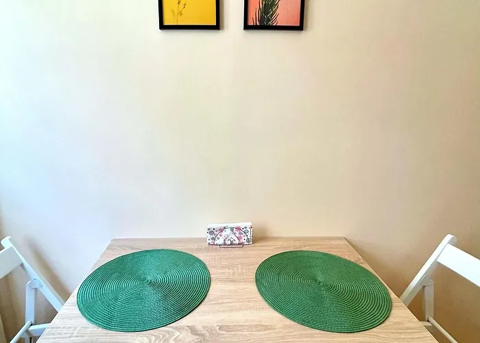 Apartment Bohemian Bright & Calm 2br - Center - Private Balcony Sofia